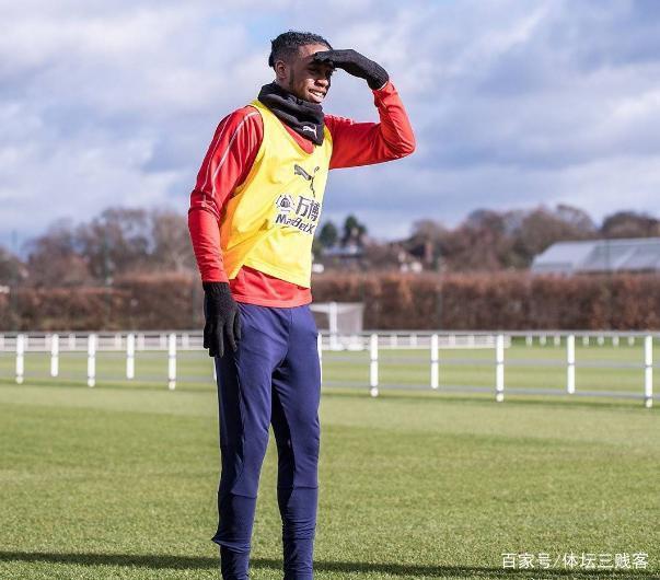 包含冲刺阶段英超传出新动向,那不勒斯内部沟通,管理层表态——媒体盛赞,球探报告显示潜力的词条 包含冲刺阶段英超传出新动向,那不勒斯内部沟通,管理层表态——媒体盛赞,球探报告显示潜力的词条