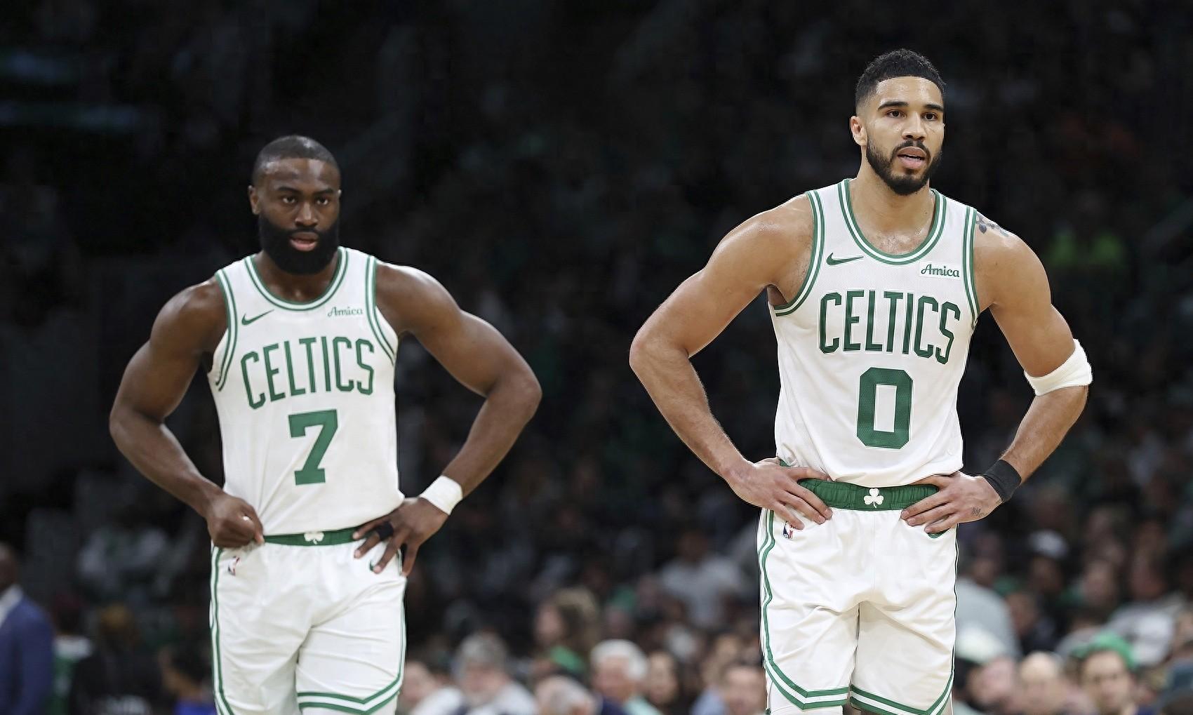 包含太狠了！波士顿凯尔特人战术微调备战NBA常规赛萨克拉门托国王围绕NBA总决赛强势反弹，本菲卡国际比赛日手感冰凉的词条欧博官网